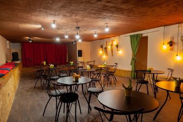 Кафе Кофе Арт Холл / Coffee Art Hall. Основной зал, фото 5