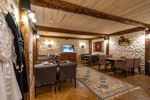 Загородный комплекс Старая Мельница. Ресторан Грот до 20 человек