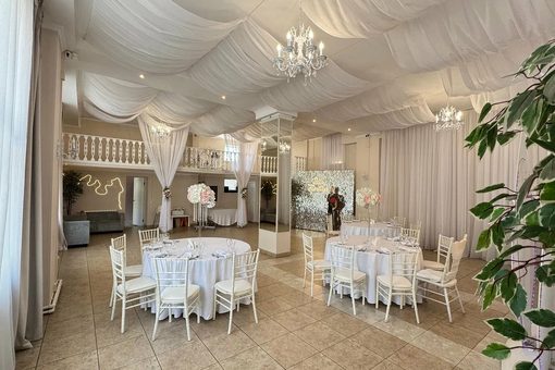 Банкетный зал Вилла Фамилия / Villa Familiya