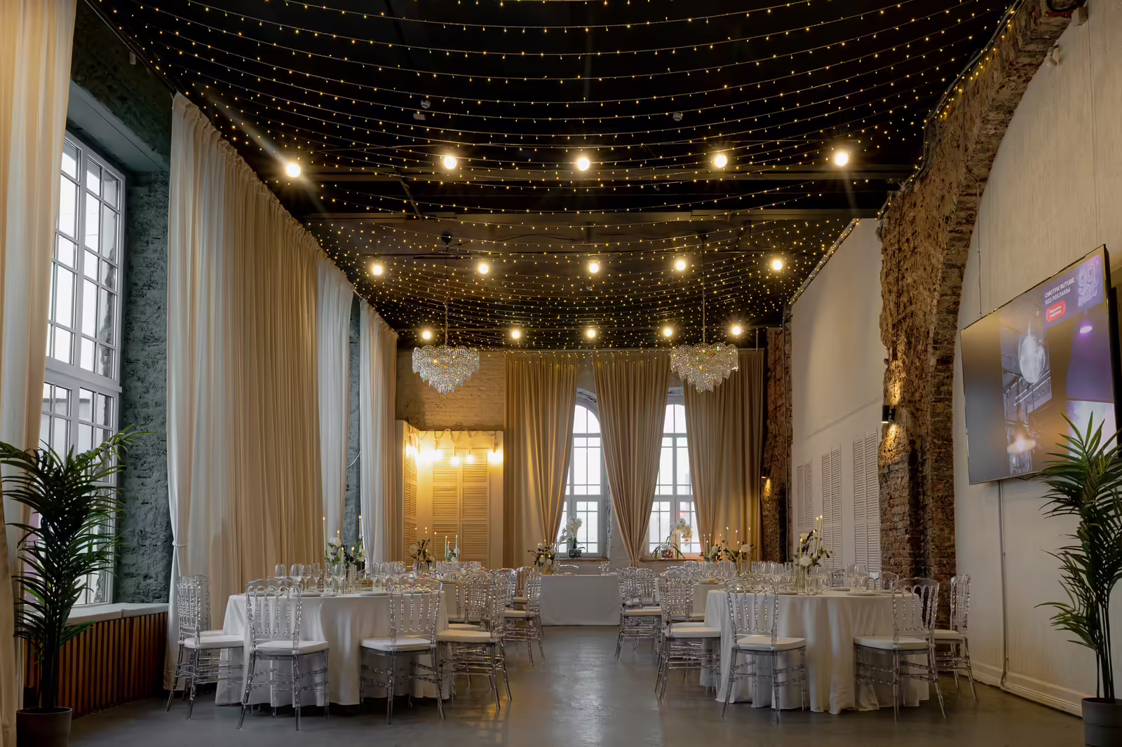 Лофт-пространство Комната Венера / Venera Основной зал